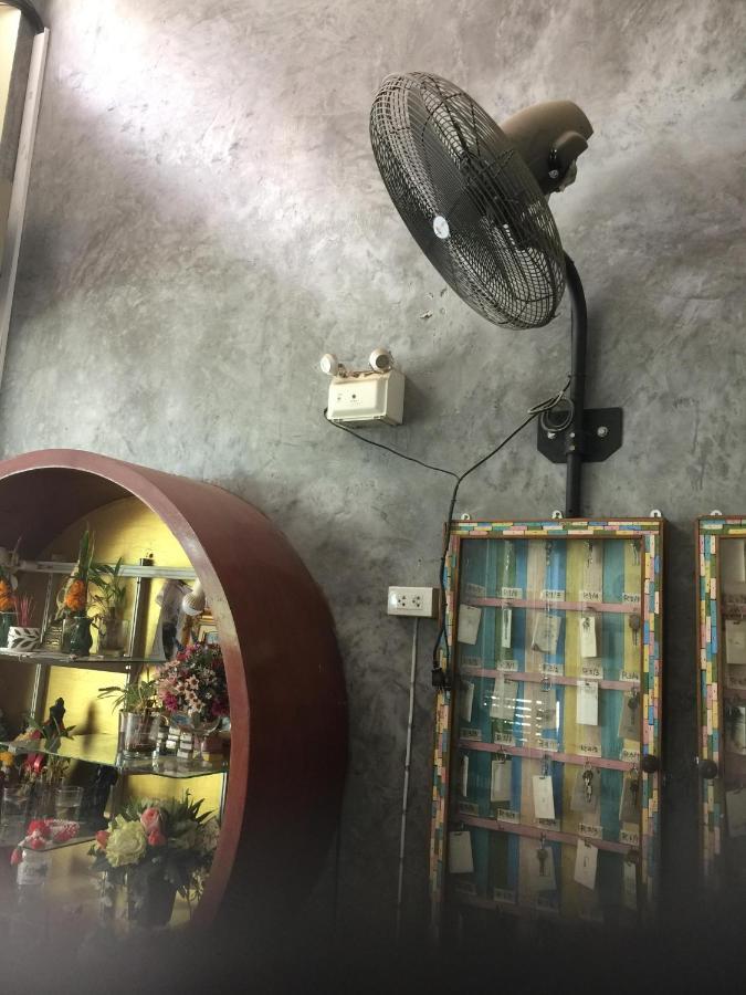 Phangan Barsay Hostel Thongsala Εξωτερικό φωτογραφία
